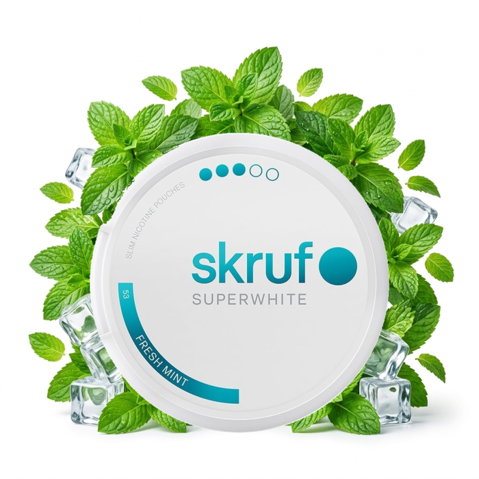 SKRUF Superwhite No.53 Fresh Mint Strong Nicotine Pouches im Slim-Format, geöffnete Dose mit weißen Portionsbeuteln