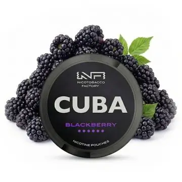 CUBA Nicotine Pouches Blackberry Strong Dose mit herber Brombeere auf weißem Hintergrund