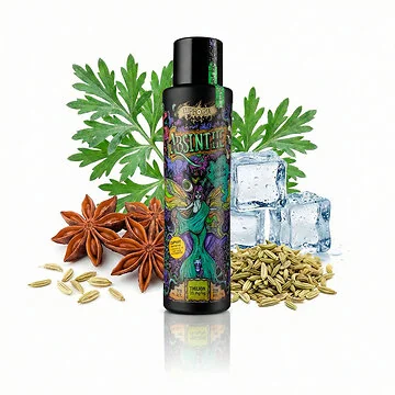 Flasche Euphoria Absinthe mit stilvollem Etikett vor neutralem Hintergrund