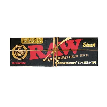 RAW Black Connoisseur 1 1/4 Papers mit integrierten Tips in der wiederverschließbaren Packung